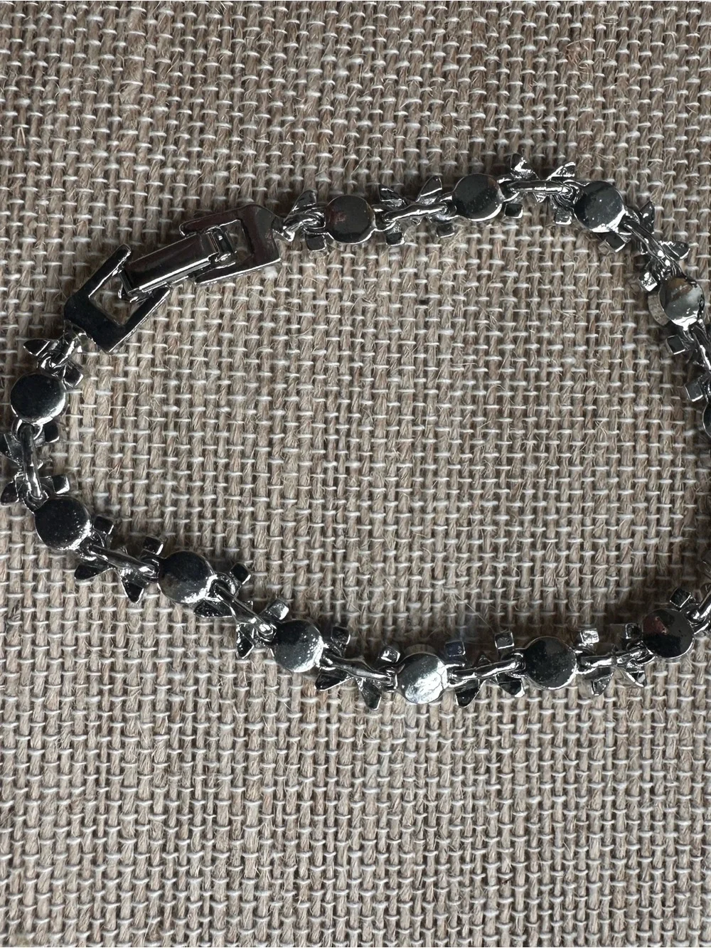 Silver Crystal Accent Women's Bracelet - Elegant Sparkle